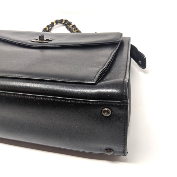 🎉 SALE 🎉 CHANEL BlACK BAG FRONT FLAP CHAIN TOTE More Pics!🎉 Vintage! 🦄 - Picture 8 of 16